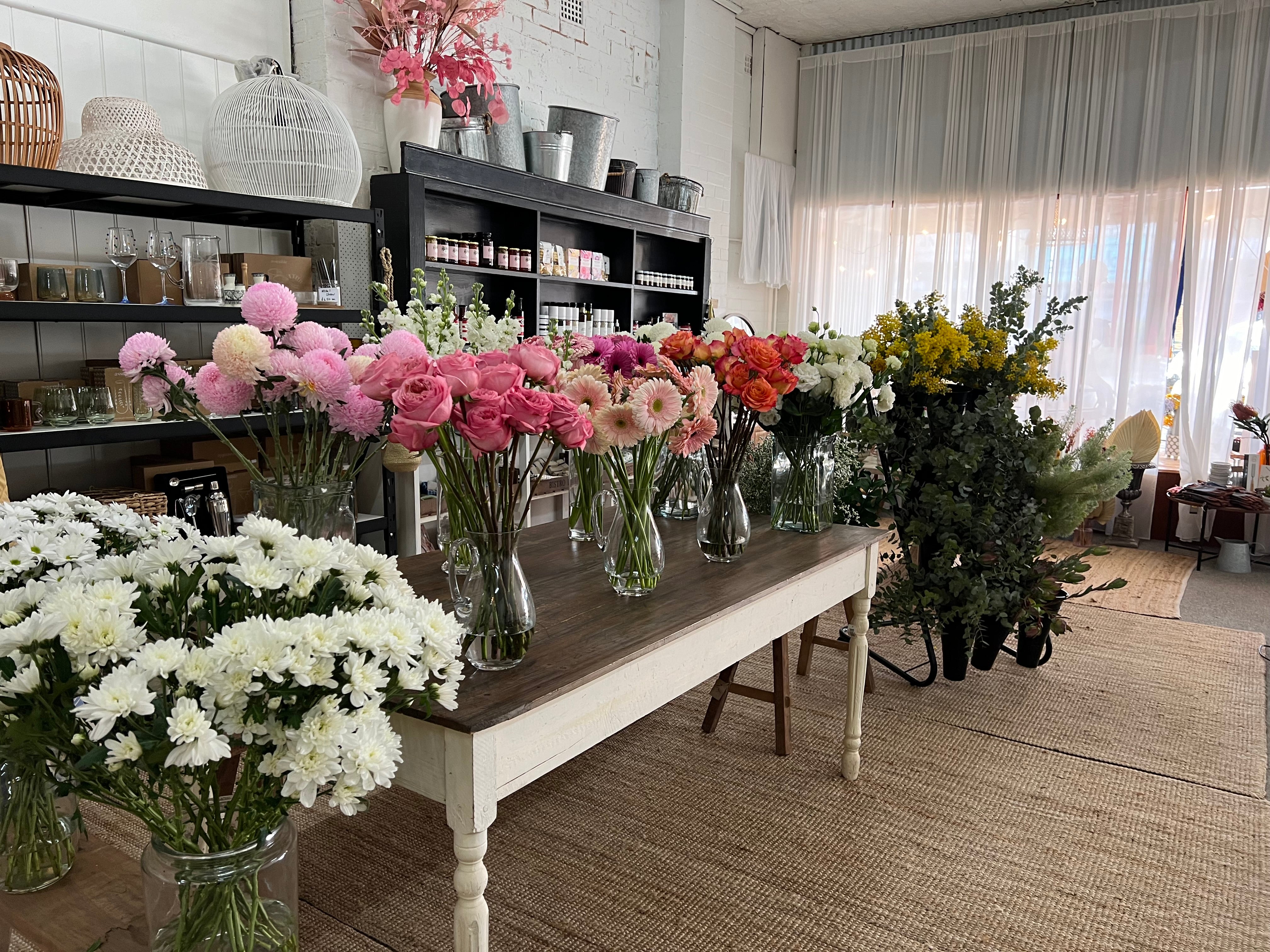 stem. the florist